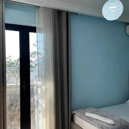 公寓 Rooftop Light