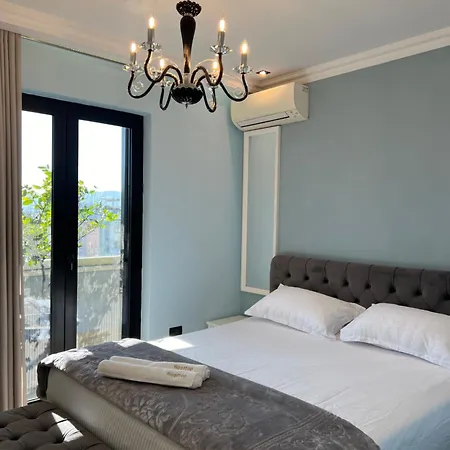 Rooftop Light Appartement *