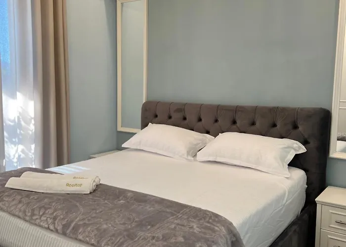 Rooftop Light Apartament