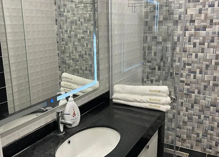 Rooftop Light Apartament *