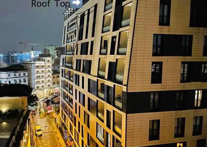 Rooftop Light Apartament Tirana